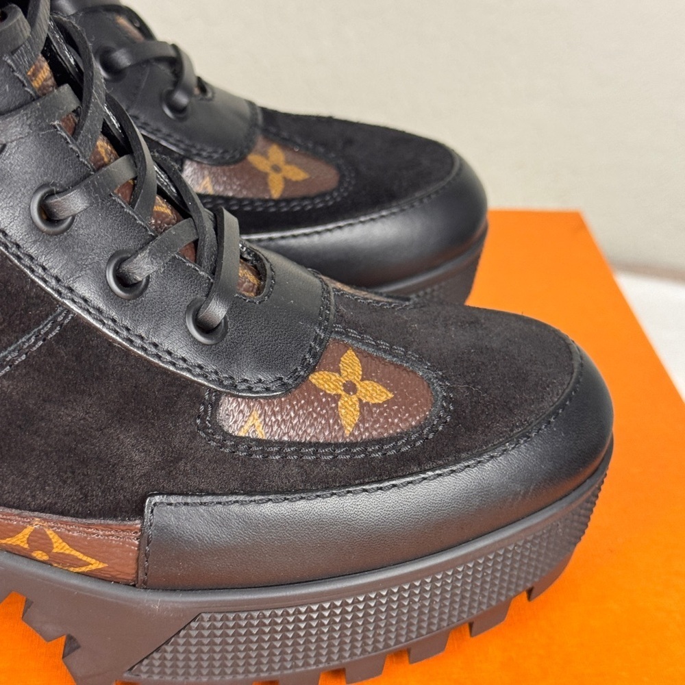 Louis Vuitton Laureate Black Monogram Platform Desert Boots (Size 36 ) - Picture 10 of 15